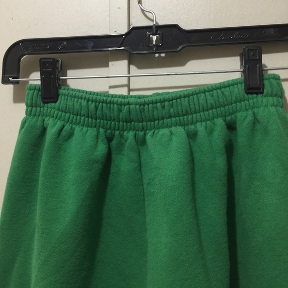 green cuffed sweatpants - Picture 2 of 5